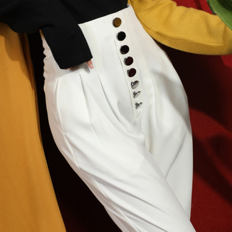 Women In Trousers And High-waist Suits Show Thin Radish